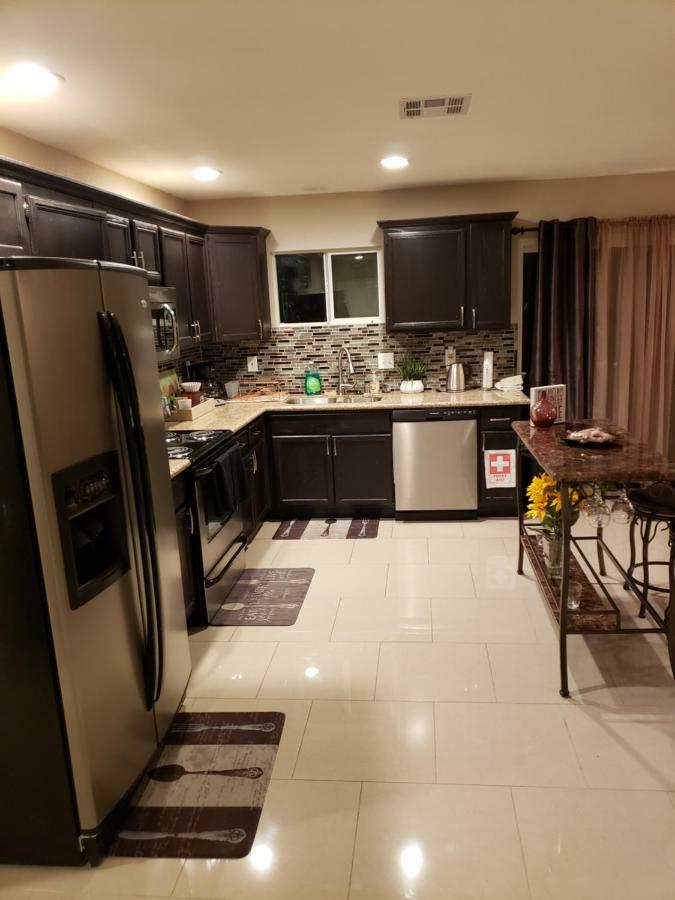 Beautiful 3 Bed/2 Bath Cozy Get Away Home Лас-Вегас Экстерьер фото