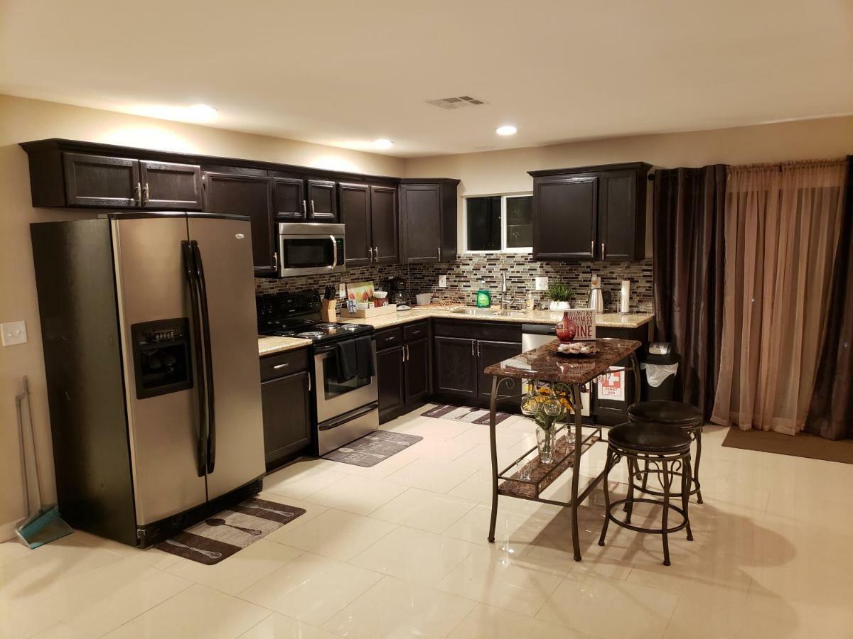 Beautiful 3 Bed/2 Bath Cozy Get Away Home Лас-Вегас Экстерьер фото