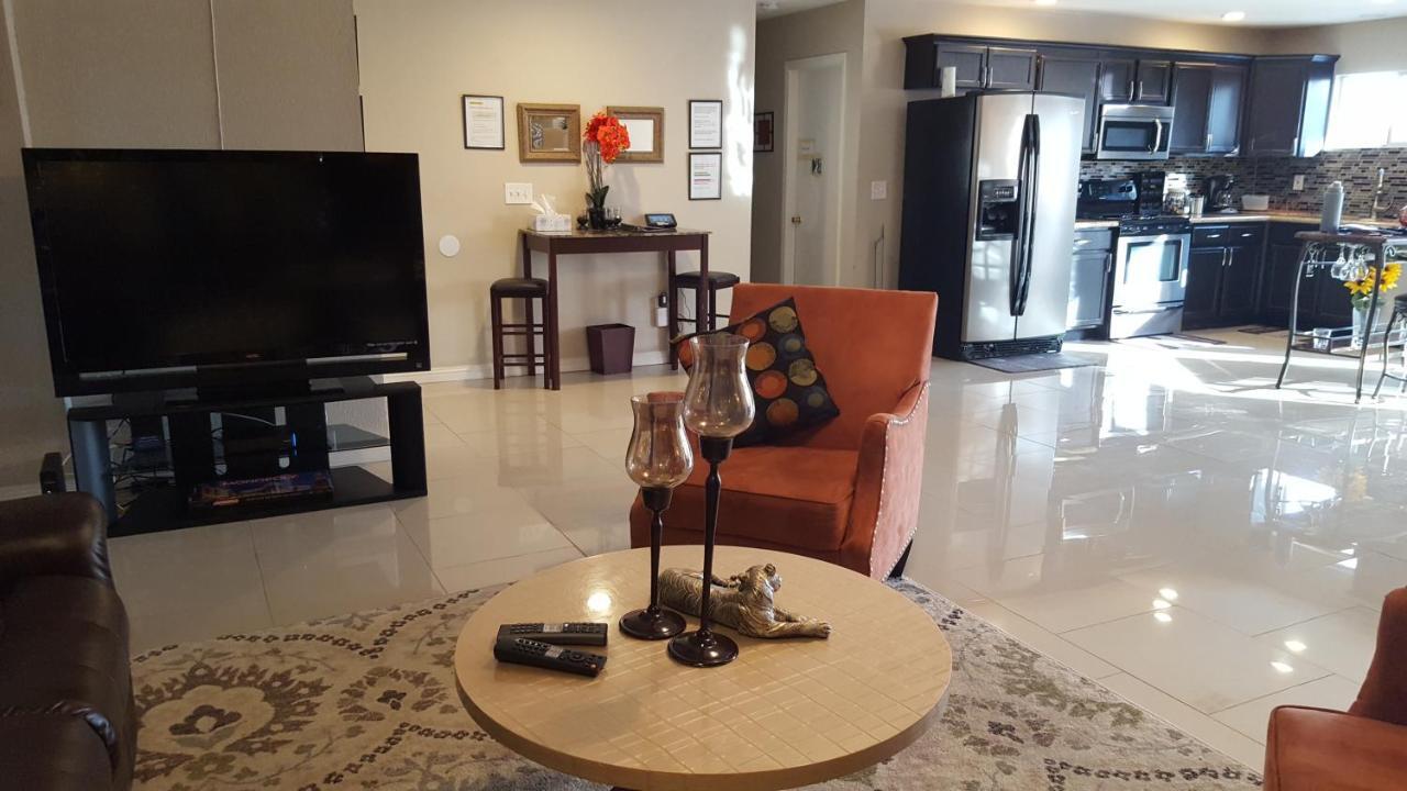 Beautiful 3 Bed/2 Bath Cozy Get Away Home Лас-Вегас Экстерьер фото